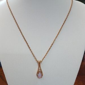 Lovely Vtg Avon Goldtone Simulated Opal With Rhinestone Accent Necklace 20"